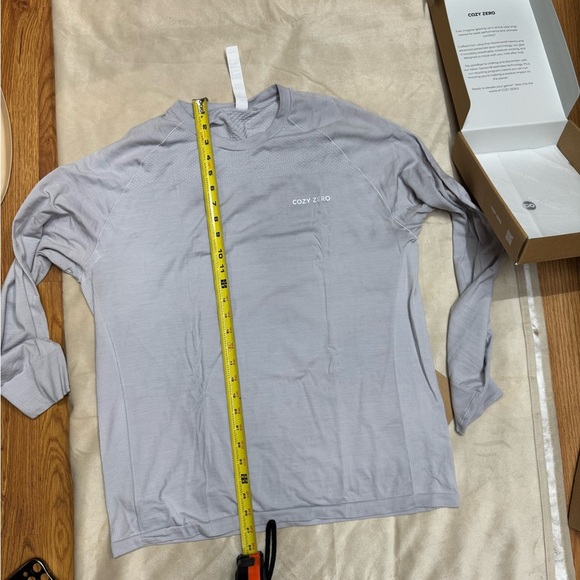 Cozy zero . Men's Light Gray Crew Neck Shirt - Picture 12 of 13